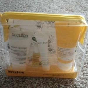 NWOT Decleor Paris skin care & bath/shower gel kit